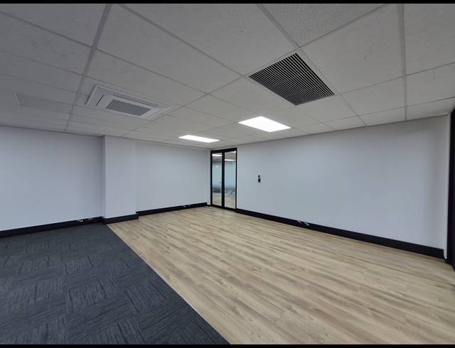 230M² OFFICE TO LET IN SANDOWN